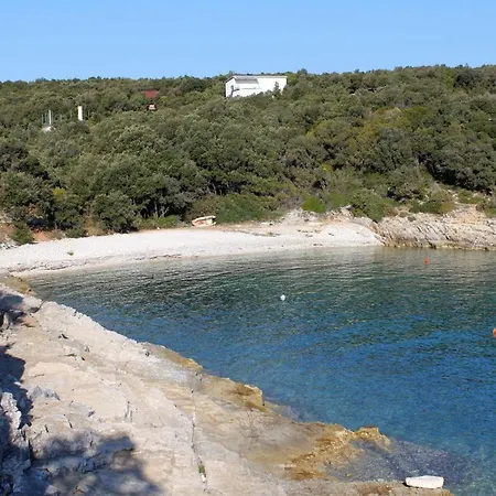 Family Friendly House With A Swimming Pool Peruski 度假居 *