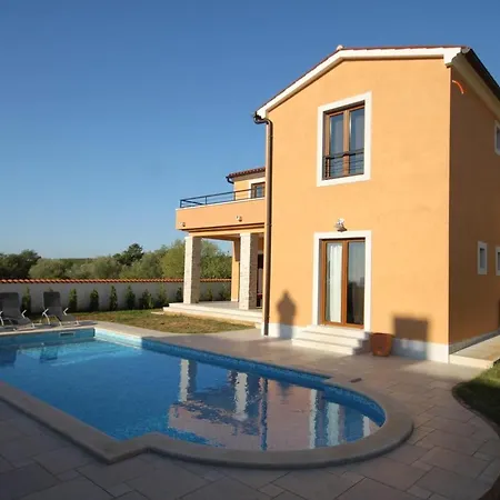 Family Friendly House With A Swimming Pool Peruski * Krnica